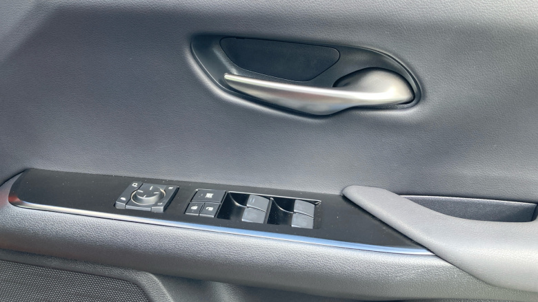 Lexus UX 300e 150kW 54.3 kWh 5dr E-CVT Electric Hatchback